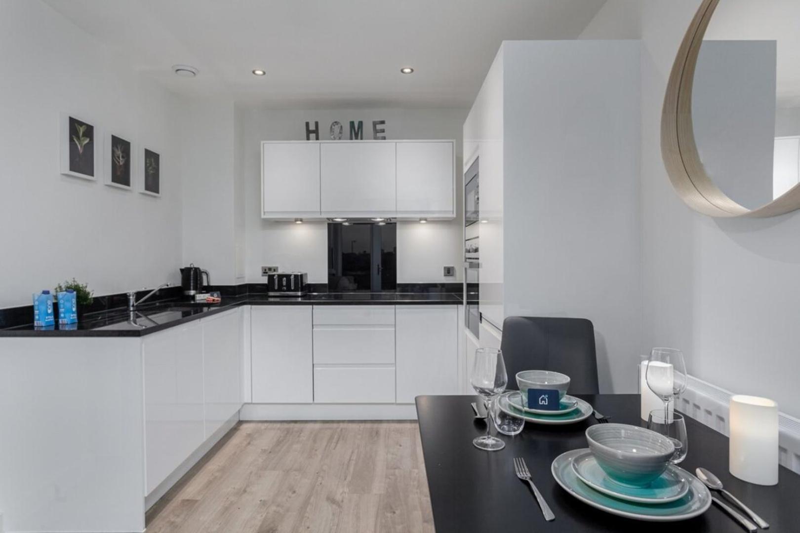 Classy Cricklewood Home London Eksteriør billede