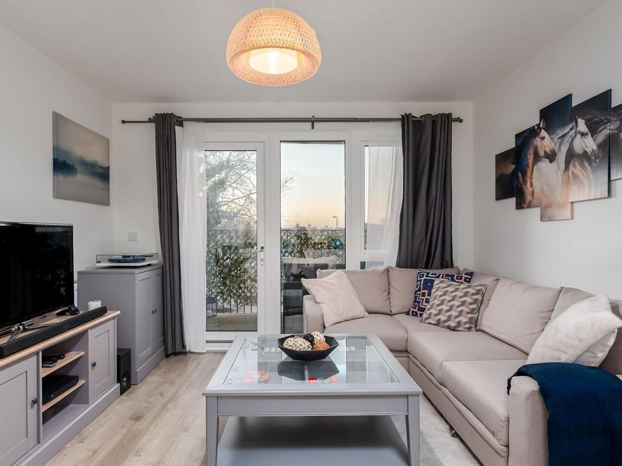 Classy Cricklewood Home London Eksteriør billede